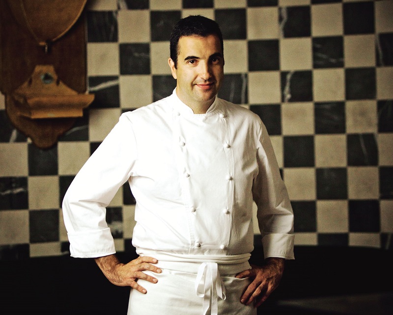 oscar Velasco, cocinero