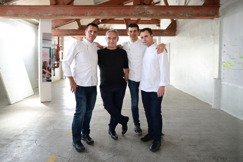 Reportaje "Aprendices & Maestros" Ferrán Adriá con tres de sus aprendices en el Bulli. Oriol Castro, Mateu Casañas, Eduard Xatruch, ahora chefs al frente de los restaurantes Disfrutar (Barcelona) y Compartir (Cadaqués) posan para un reportaje en elBulliLab