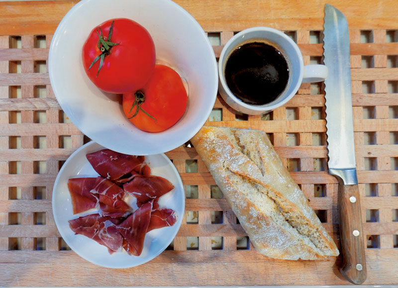 Desayuno Valentin Amador