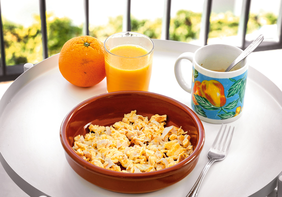 Ella and él Desayuno de domingo con... María León Hasta que no vivimos algo difícil, no nos decidimos a vivir lo que deseamos. ¡Qué torpes!" 1